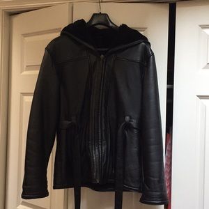 Wilson’s leather size M coat with faux fur inside